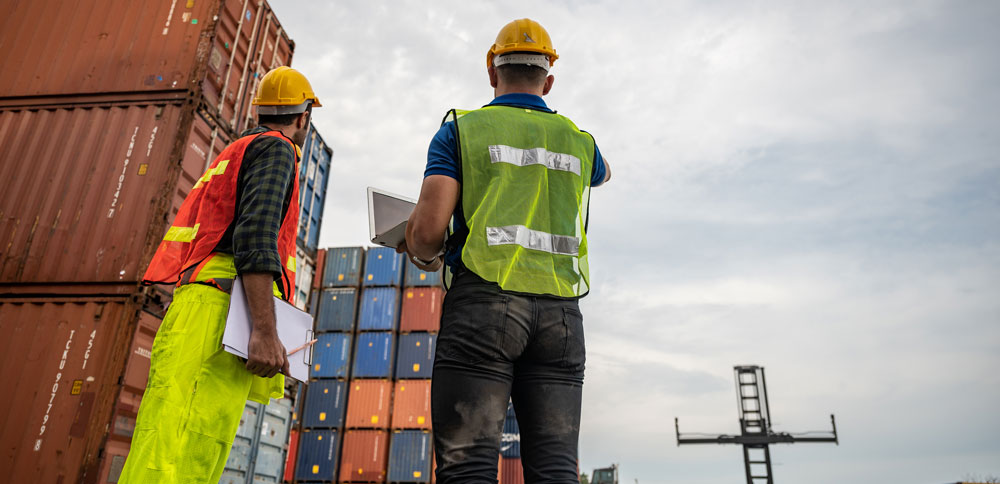 Exporting containers worldwide, freight forwarders